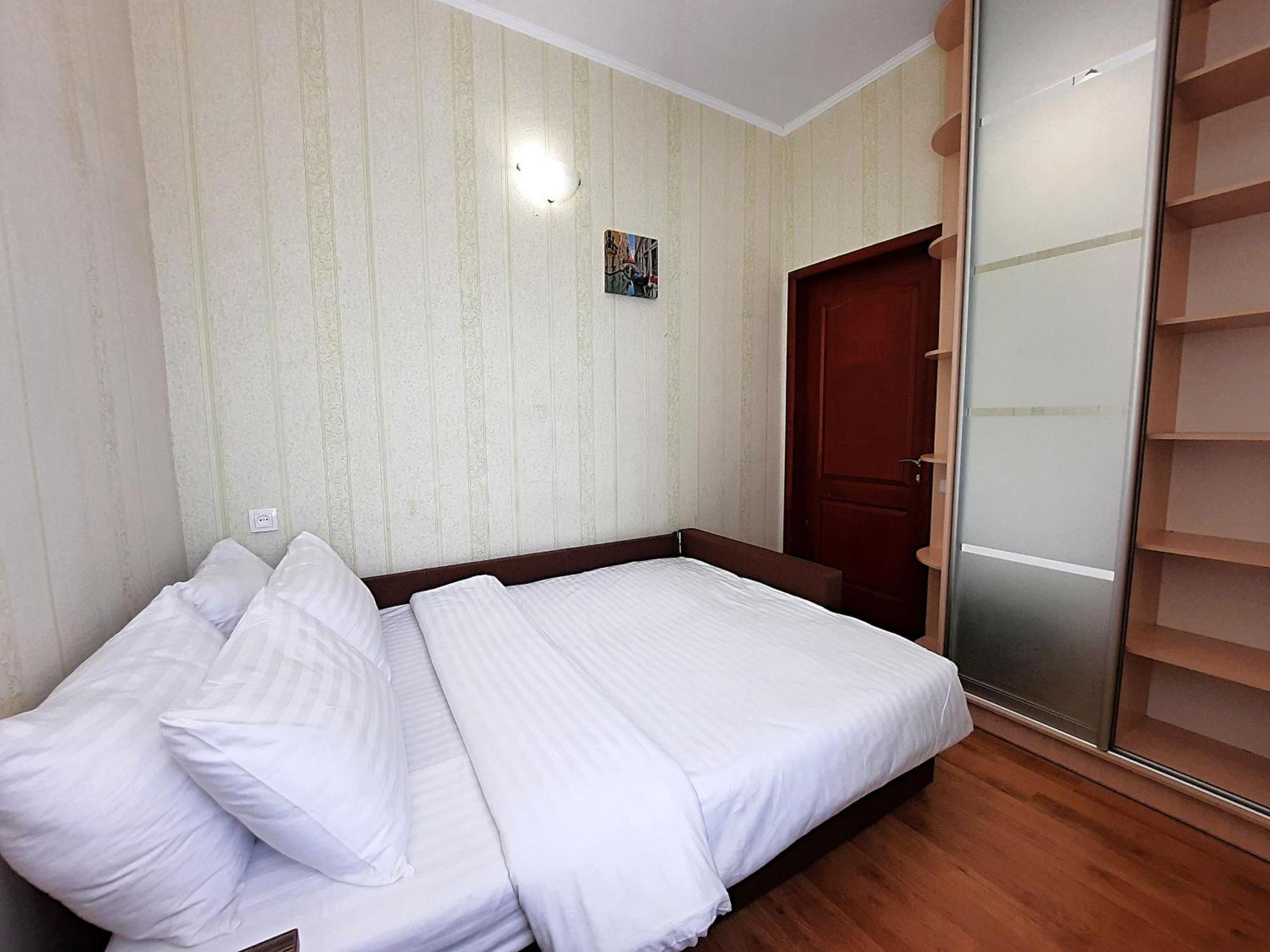Alex Apartments: Central Two-Room Apartment with 24/7 Self-Check-In Poltava Exterior photo